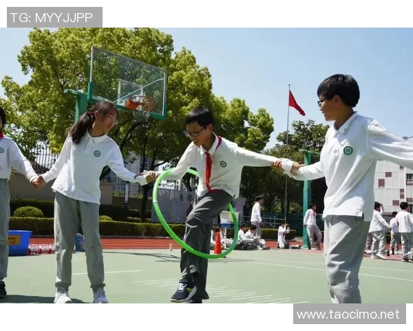 王芳独家分享滑板技巧与心得体会助你轻松掌握滑板运动的乐趣与挑战