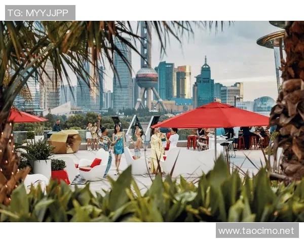 畅享夏日清凉与魅力，探索最受欢迎的泳装品牌推荐与搭配秘籍